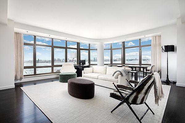 1st image of 1 Morton Sq APT 6FW
