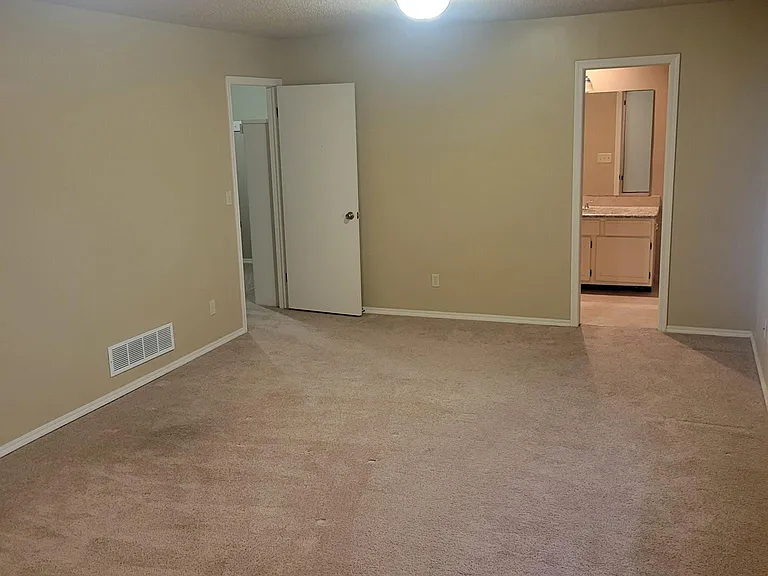 6918 E Farmview Ln — Photo 15