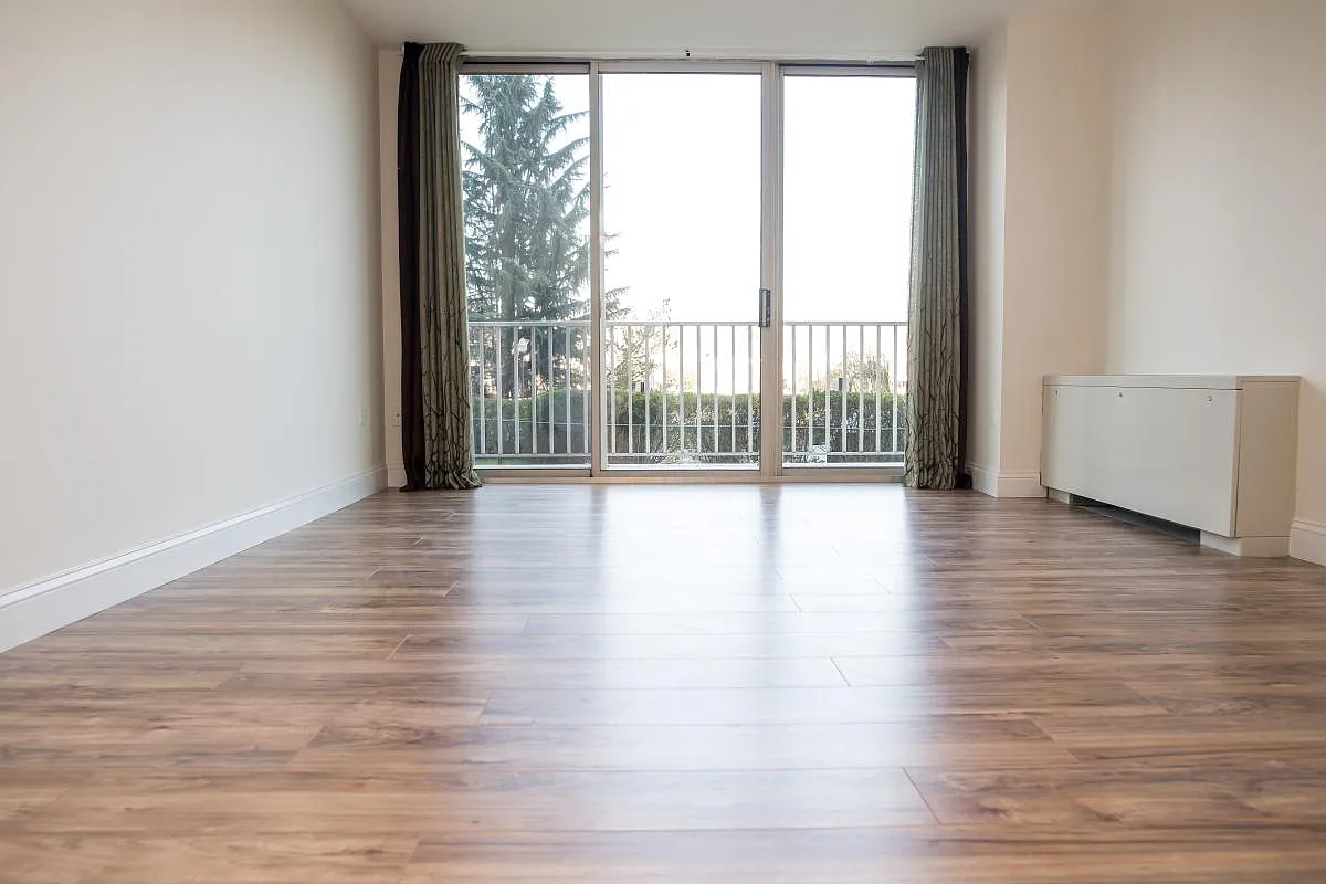 1 bed, 596 sqft, $1,920 — Photo 2