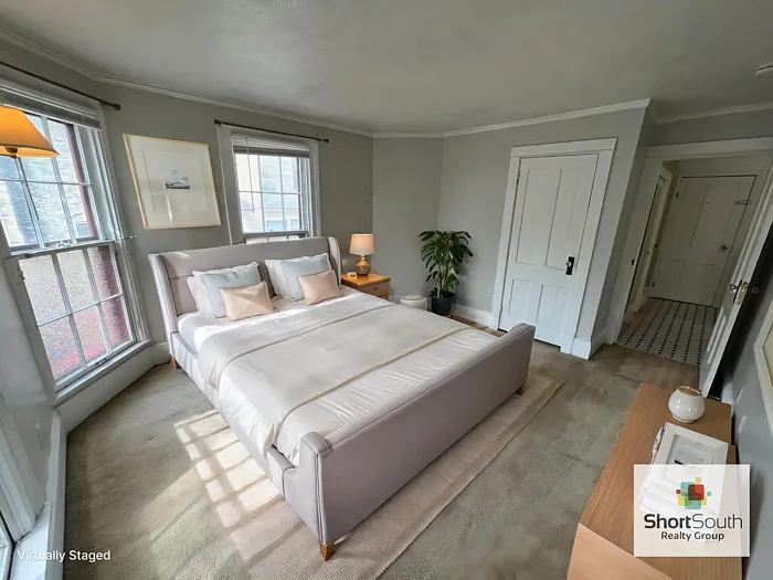 235 Lafayette Ave NE #3 — Photo 2