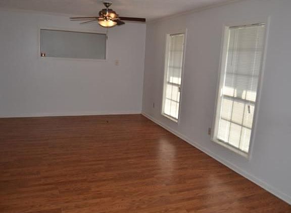 4th image of 10841 Willowbrae Dr