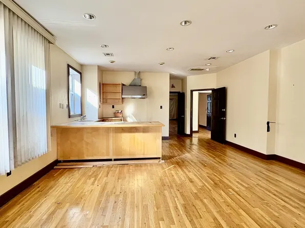 2257 65th Street image 3 of 7