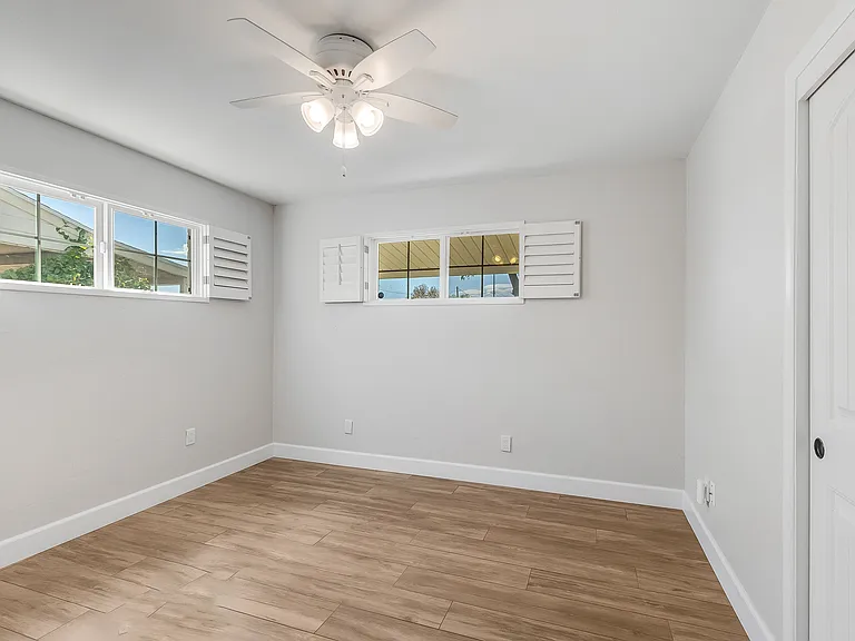 808 E Cavalier Dr — Photo 19