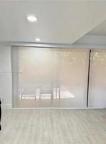8010 NW 27th Pl — Photo 8