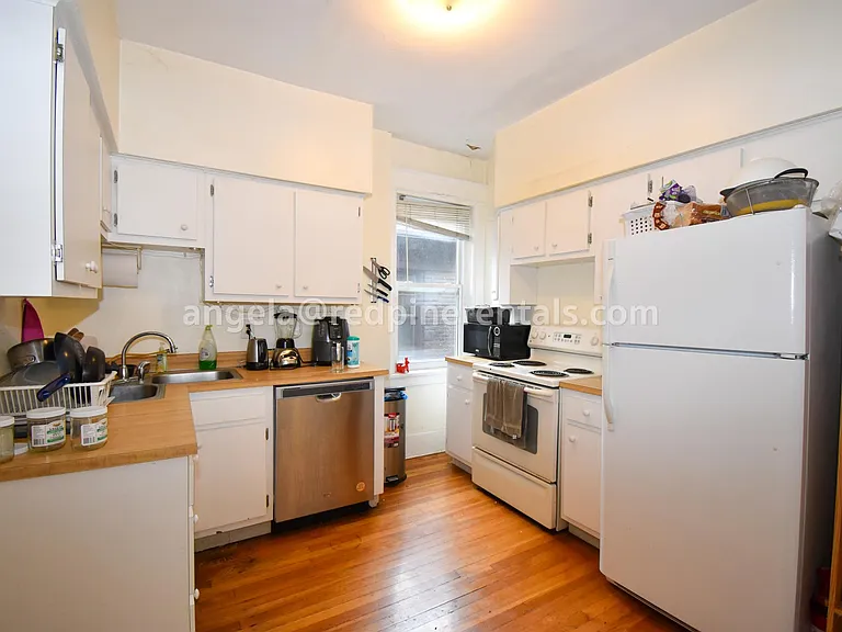 5728 Solway St #2 — Photo 14