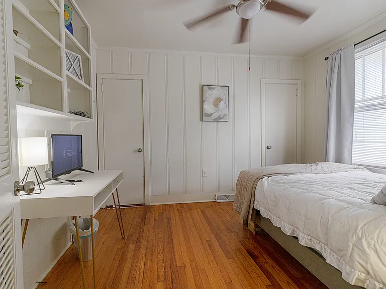 2318 Baxter St — Photo 14