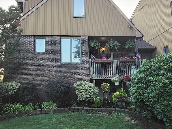 1112 Lighthouse Ln, Toms River, NJ 08753