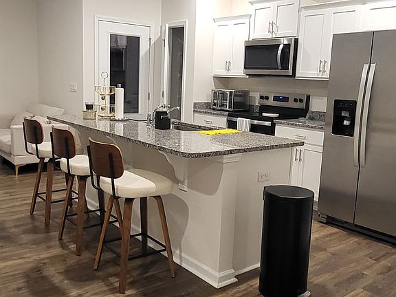 5th image of 342 Chapelwood Way