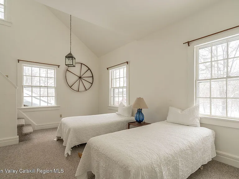 56 Willowdale Farm Rd #CARRIAGE HOUSE — Photo 19