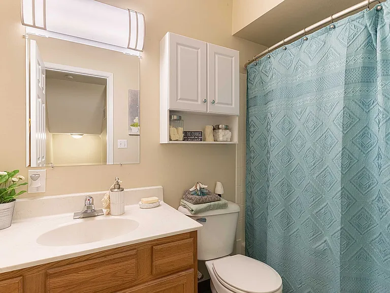 3br-15ba
1046sf