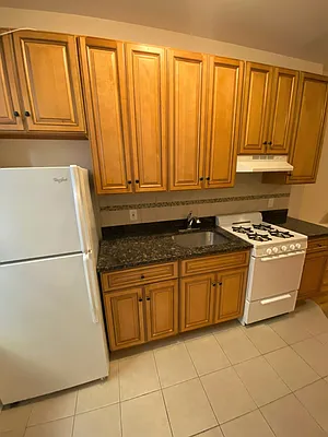 Rented by Douglas Elliman | media 16