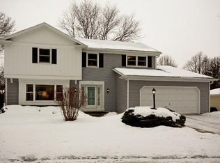 7121 Farmington Way, Madison, WI 53717