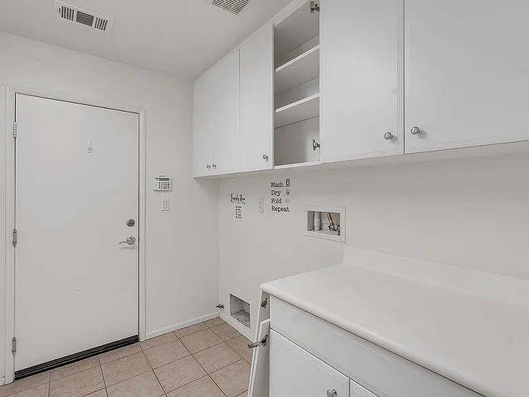 4731 W Avenue J4 — Photo 18