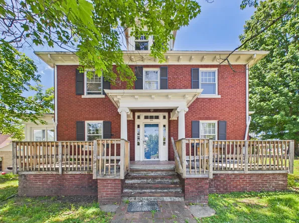 103 Woodland Dr, Huntington, WV 25705