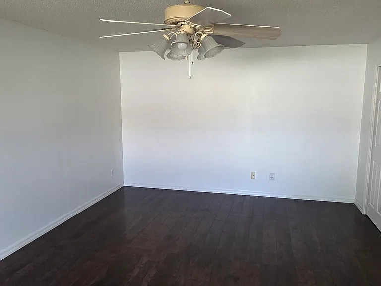 6448 NW Colgate St — Photo 13