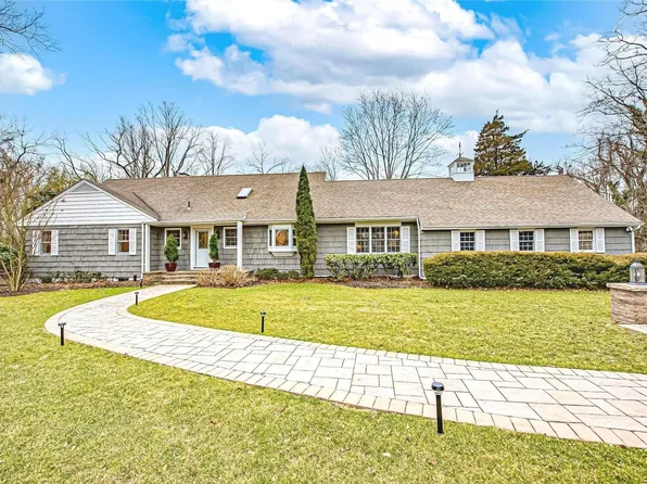 14 Harbor Hill Drive, Lloyd Harbor, NY 11743