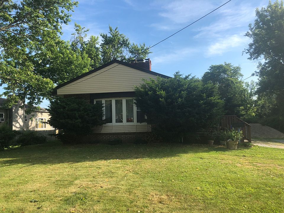 2nd image of 291 Tilton Rd