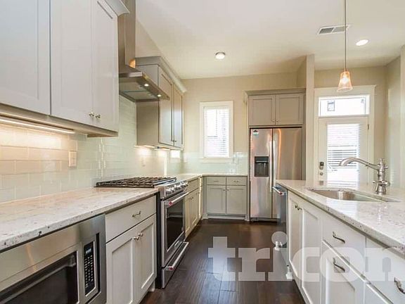 4th image of 6813 Charlotte Pike APT 7