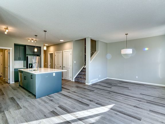 4th image of 149 Arbour Lake Hl NW