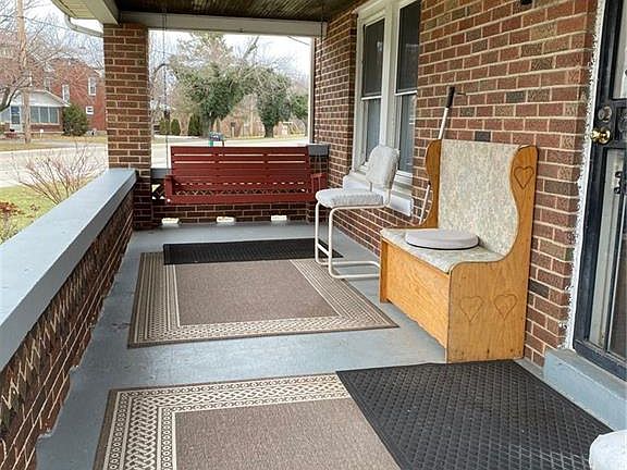 5th image of 2606 Old Troy Pike