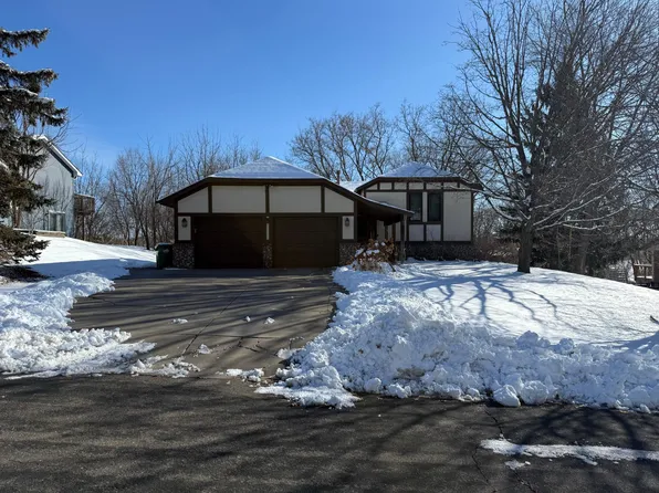 7340 Niagara Ln N, Maple Grove, MN 55311