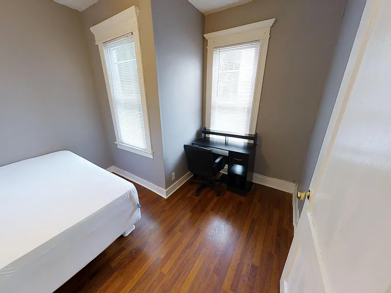 1316 E Genesee St #2 — Photo 8