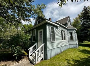 300 3rd Ave, Roseau, MN 56751