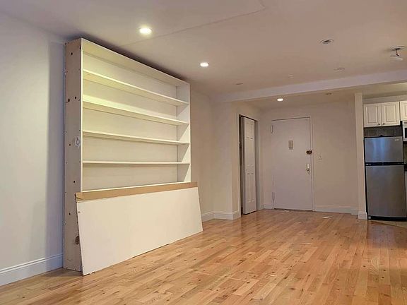 2nd image of 135 E 17th St APT 5B