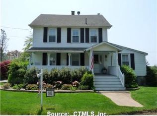 1 Apple Tree Ln, Groton, CT 06355