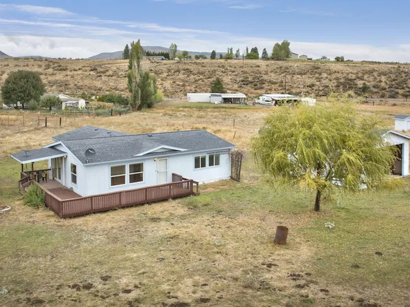 990 S Fork Rd, Yakima, WA 98903