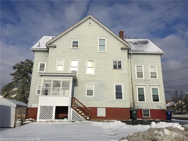2nd image of 42 Bridgton Rd