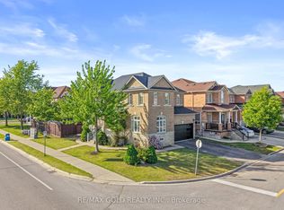 261 Mountainash Rd, Brampton, ON L6R 3M3