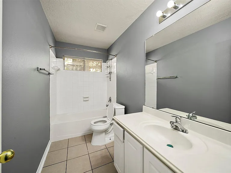 10 S Willow Point Cir — Photo 21