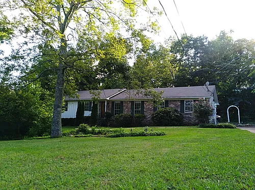 2322 Ivy Ln Photo 1