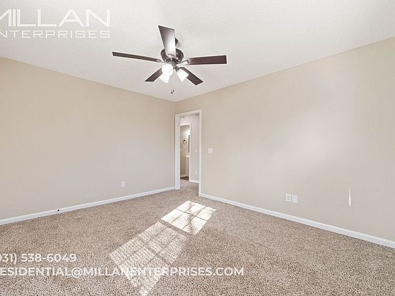 3rd image of 1215 Greenfield Dr