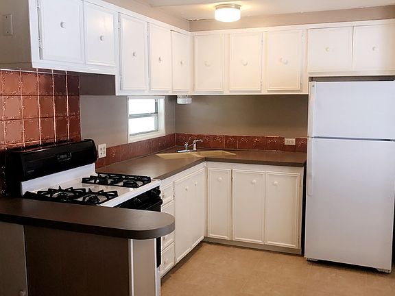 3rd image of 2401 W Southern Ave Lot 084