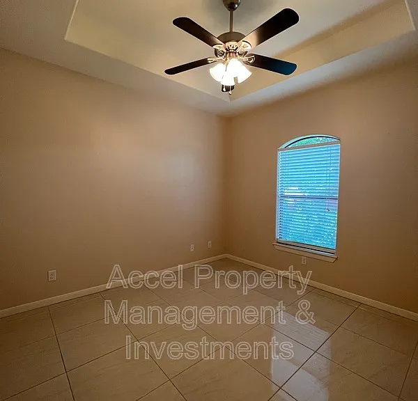 711 Abbott Ave — Photo 12