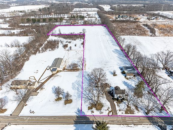 2nd image of 6235 Studebaker Rd