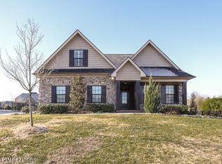 1417 Edenbridge Dr, Alcoa, TN 37701