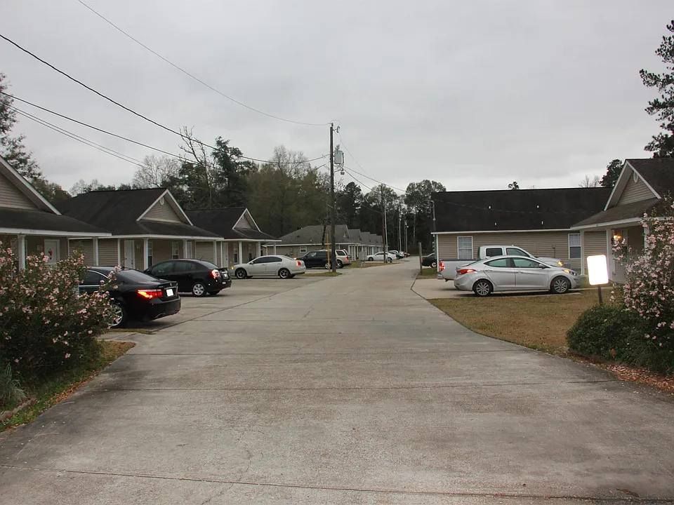 46463 Heatherwood Dr #1