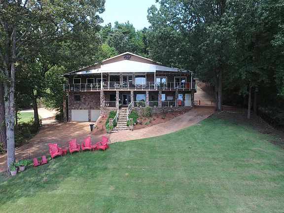 2nd image of 160 Whispering Pines Cv