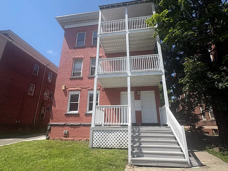 285 Garden St #1 — Photo 10