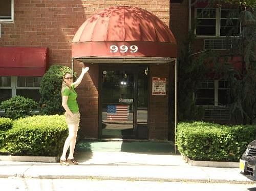 1st image of 999 Forest Ave APT 3B