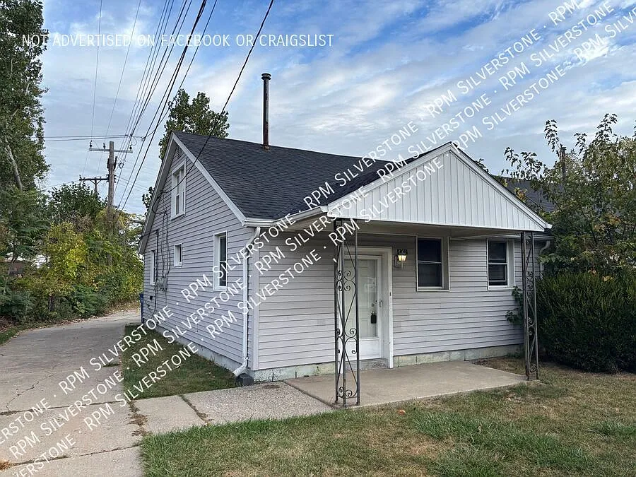 13681 McKinley Ave photo 1