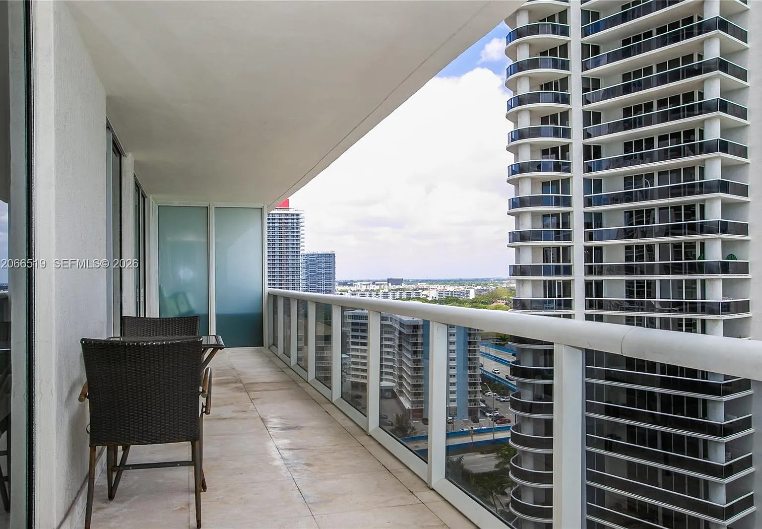 Beach Club Two Condo — Photo 3