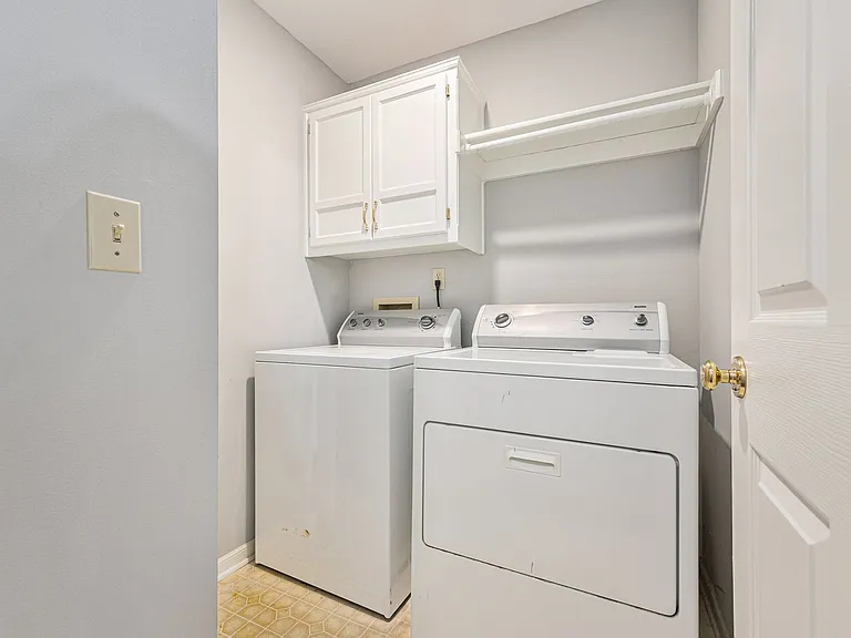 6334 82nd Ct — Photo 6