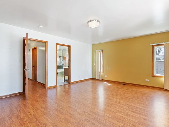 3rd image of 634 S 23rd Ave