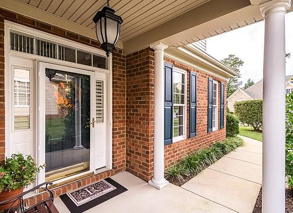 4th image of 5013 Lewisetta Dr