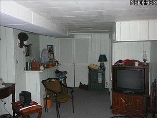 2nd image of 440 Oak St