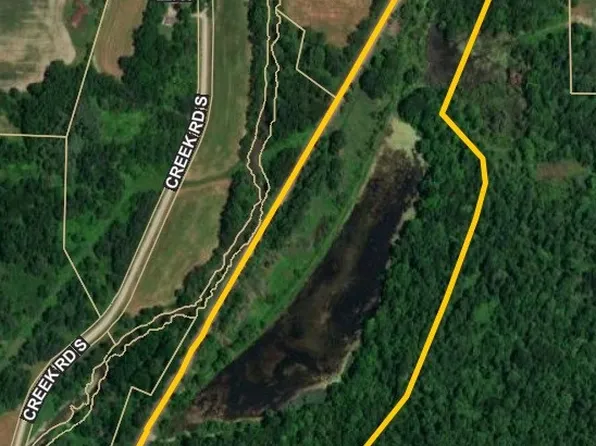 Tower Rd, Conneautville, PA 16406